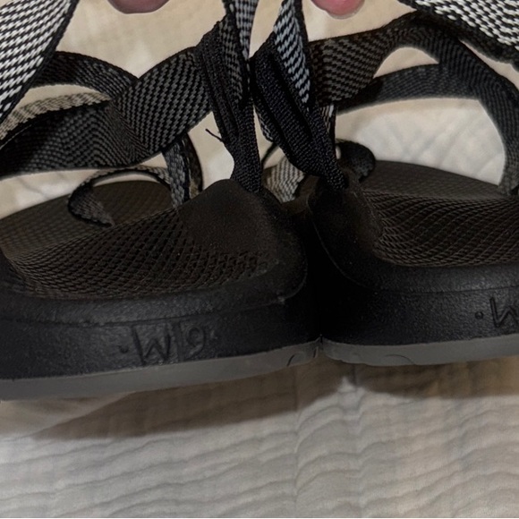 Chaco Black and White Sandals - Picture 4 of 5